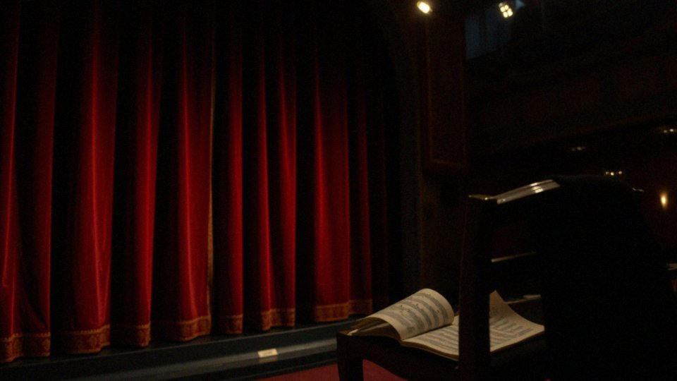 Jakie są kluczowe tematy opery „Carmen”?